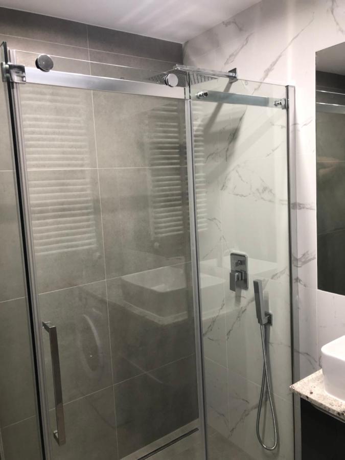Apartamenty Platinex 6 Krakau Buitenkant foto